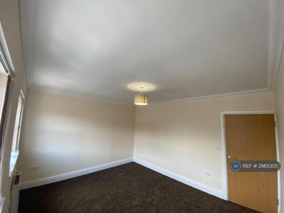 1 bed Flat to rent Image 7