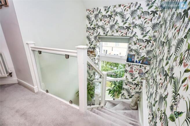 2 bed Apartment for sale Image 12
