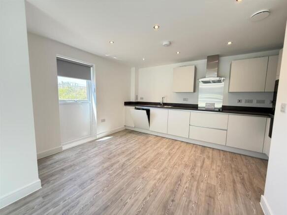 Kitchen Area.jpg