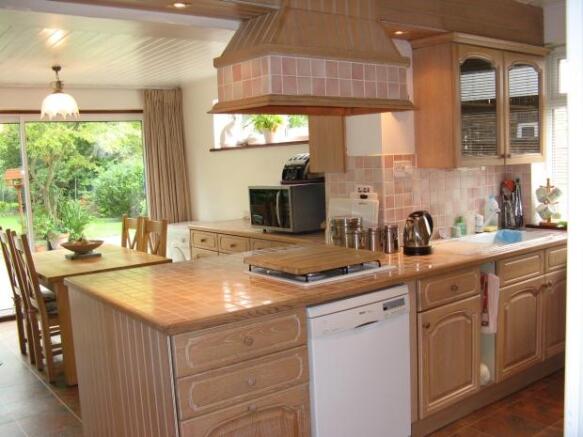 Kitchen/Breakfast Room