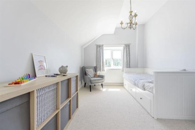8513326-interior18.jpg