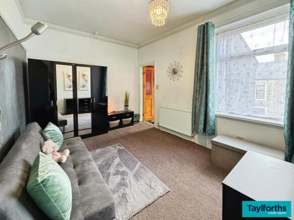 2 bed Terraced for sale Image 10