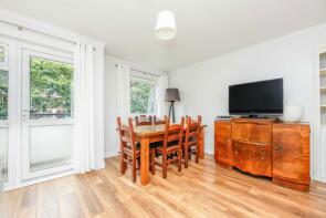 Flat 10, Woodville House St Saviours Estate, Grange Walk, London SE1 3EQ