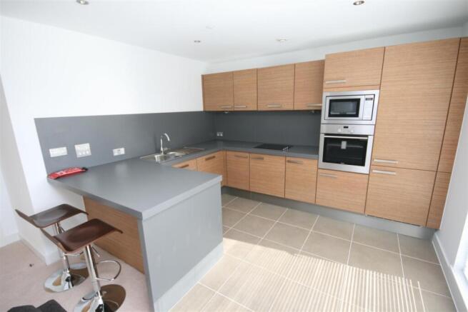 215 Two Bed (3) (...
