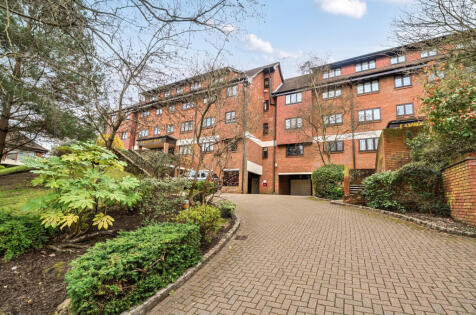 Holmbury Park, Bromley, Kent, BR1