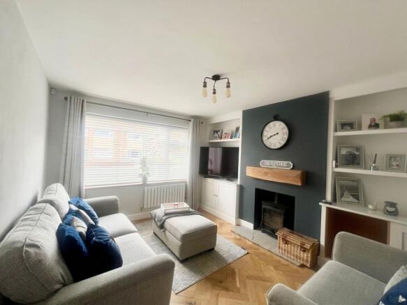 4 bed Semi-Detached for sale Image 7