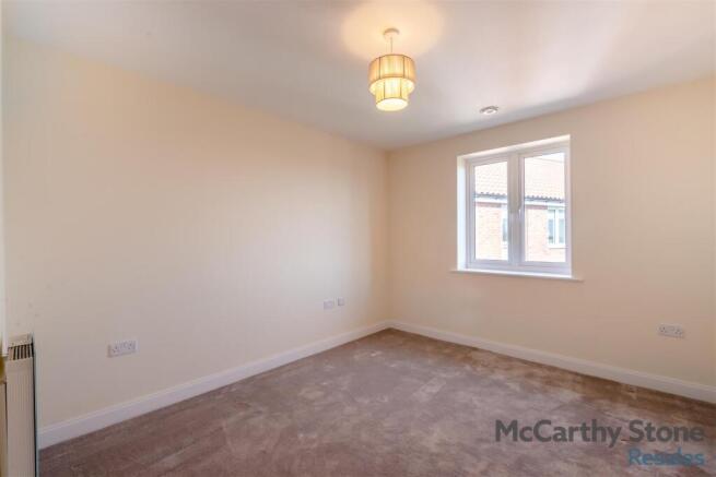 2 bed Apartment for sale Image 7