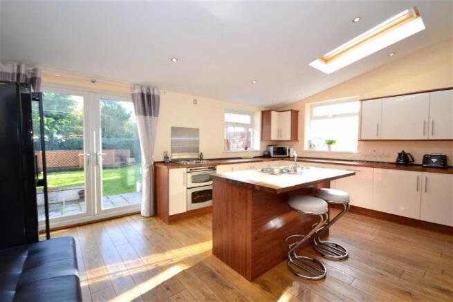 OPEN PLAN DINING KIT