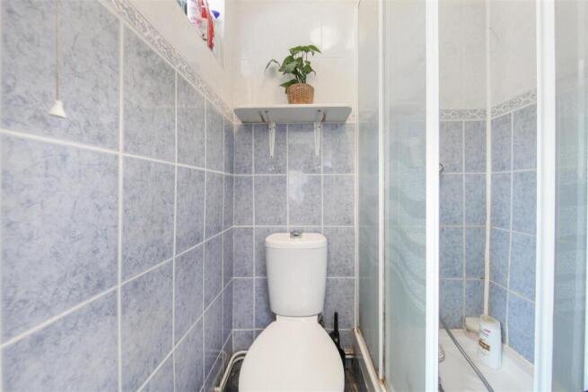 En suite bathroom