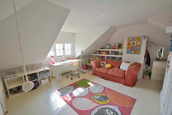 Photo 9