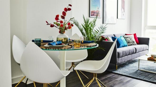 UNCLE_NewCross_FI...