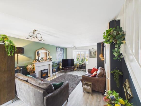 3 bed Semi-Detached for sale Image 8