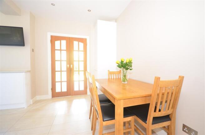 Kitchen/Breakfast Room