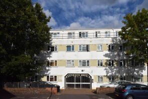 22, Clevedon Court, Clive Road, London SE21 8BT