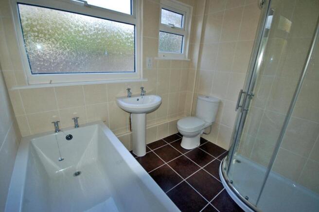 MODERN BATHROOM