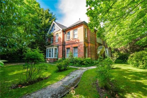 Abbey Park Road, Grimsby, DN32