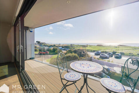 Aquarius, Boscombe Overcliff Drive, Bournemouth, BH5 2EJ