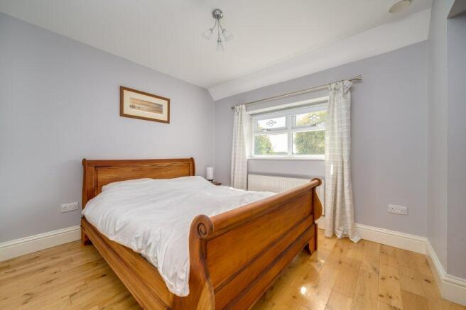 3 bed Bungalow for sale Image 10