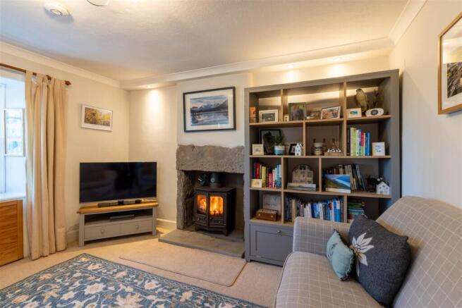 12 Grey Row, Ruthvenfield-20.jpg