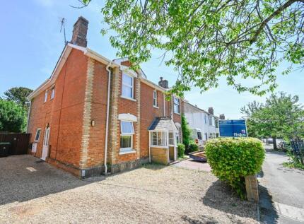 Avenue Road, Wimborne, BH21