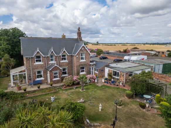 3 bed Detached for sale Image 6