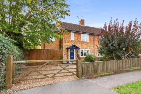 Coltman Avenue, Long Crendon, HP18
