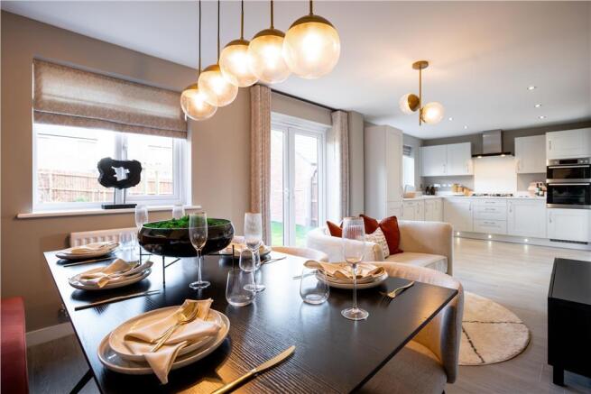 4 bed Detached for sale Image 5