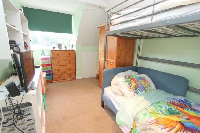 bed 3.jpg