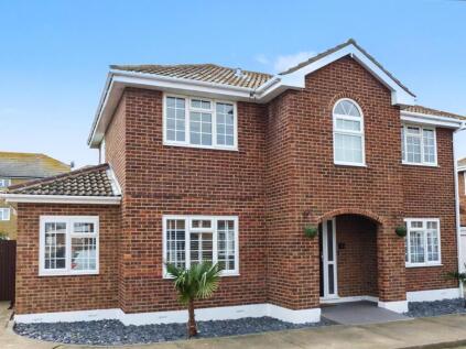 Close to Beach - Whiteways, Canvey Island