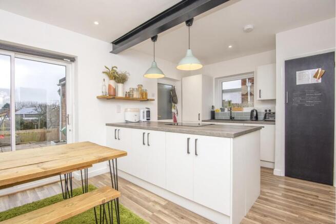 Kitchen/Dining Room