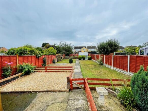 18woodgdn1.jpg