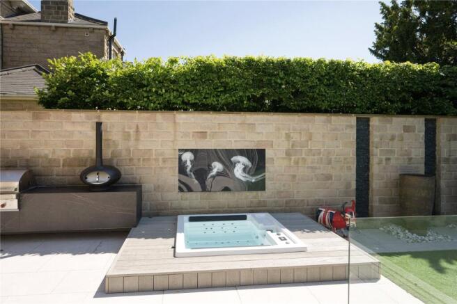 Hot Tub and Kitchen
