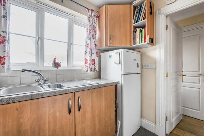 Kitchen (2)