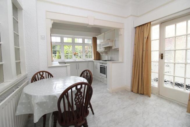 Kitchen/Breakfast Ro