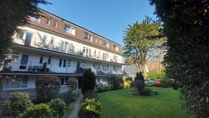 2-2, Pinelands, Knyveton Road, Bournemouth BH1 3QN