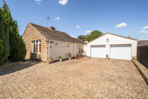 42 Hillview, Grays Lane, Towcester NN12 7NW