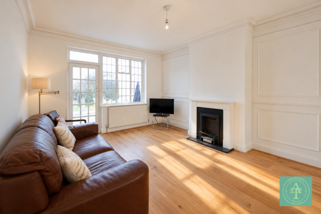 Burleigh Gardens, LONDON, N14 5AH photo 4