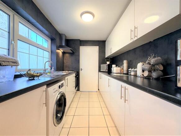 KITCHEN1