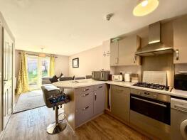 10, Rutherford Close, Calne SN11 8GW