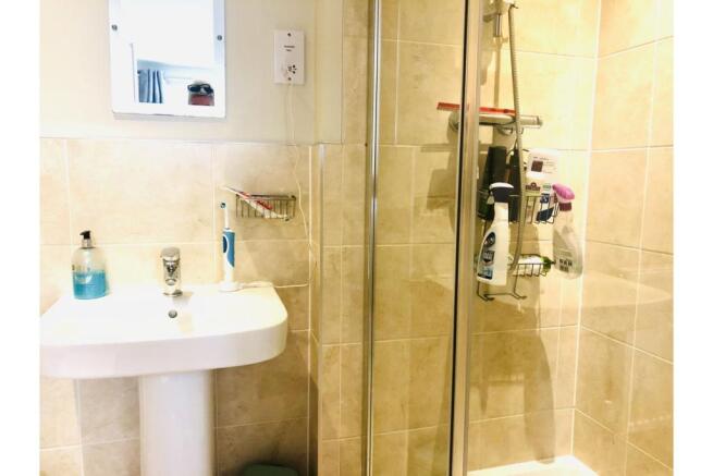 Master En-suite