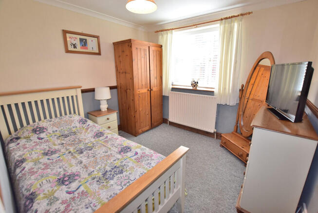 3 bed Terraced Bungalow for sale Image 9