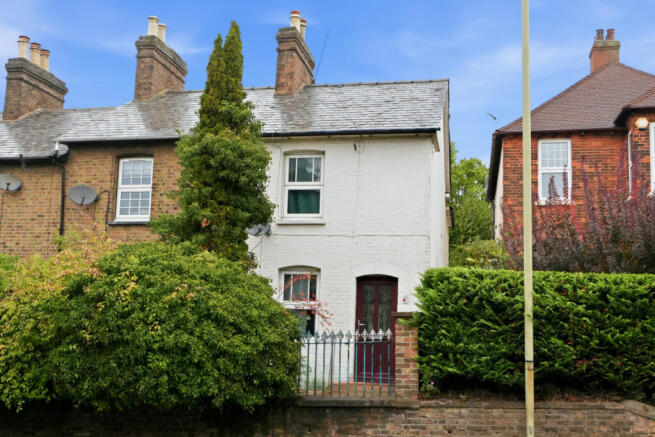 2-bed terraced on Dunmow Road, Bishop's Stortford, Hertfordshire, CM23, £300,000