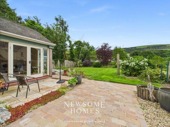 Summer House/ Garden