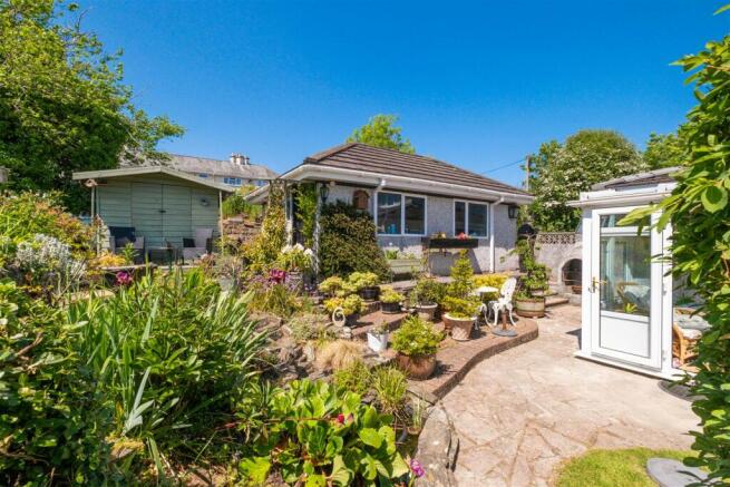 16_Orchard_Close_Tideford-11.jpg