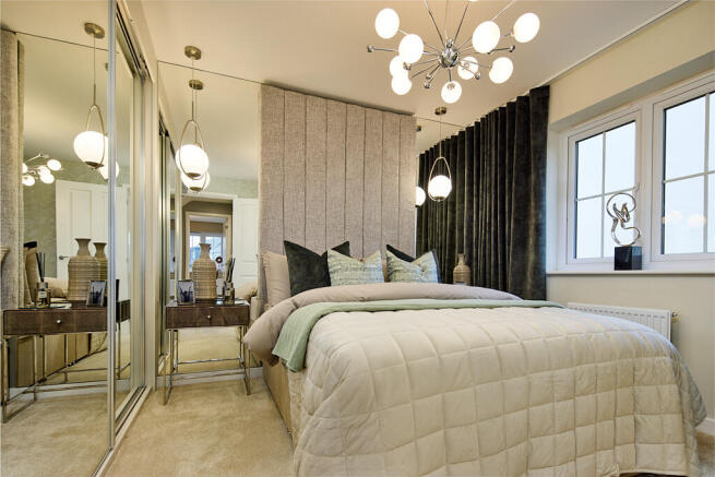 4 bed House for sale Image 6