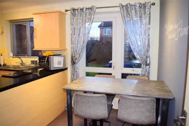 Kitchen/Breakfast Room