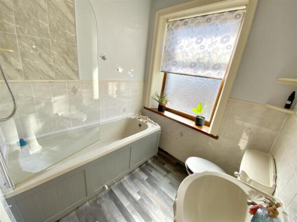 2 bed Terraced for sale Image 10