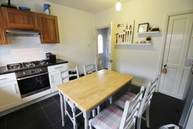 kitchen/dining room