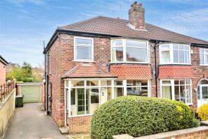 17, Wynford Rise, Lawnswood, Leeds LS16 6HX