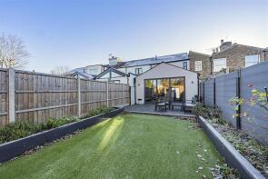 12, Albert Street, Windsor SL4 5BU
